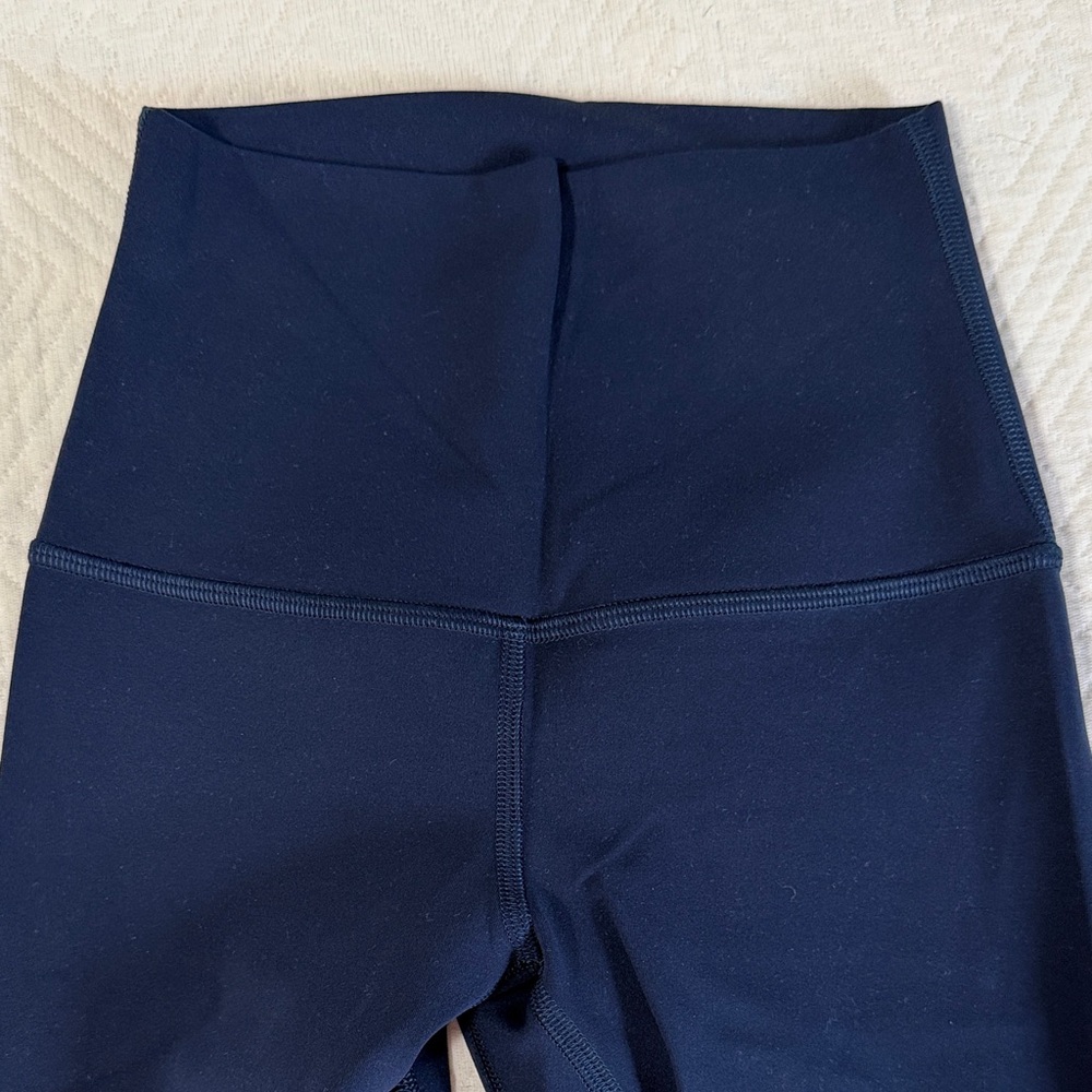 NWOT Lululemon athletica Deep Blue Leggings